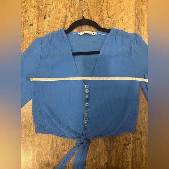 ZARA Blue Textured Button-Front Tie Blouse (XS) - Picture 7 of 11